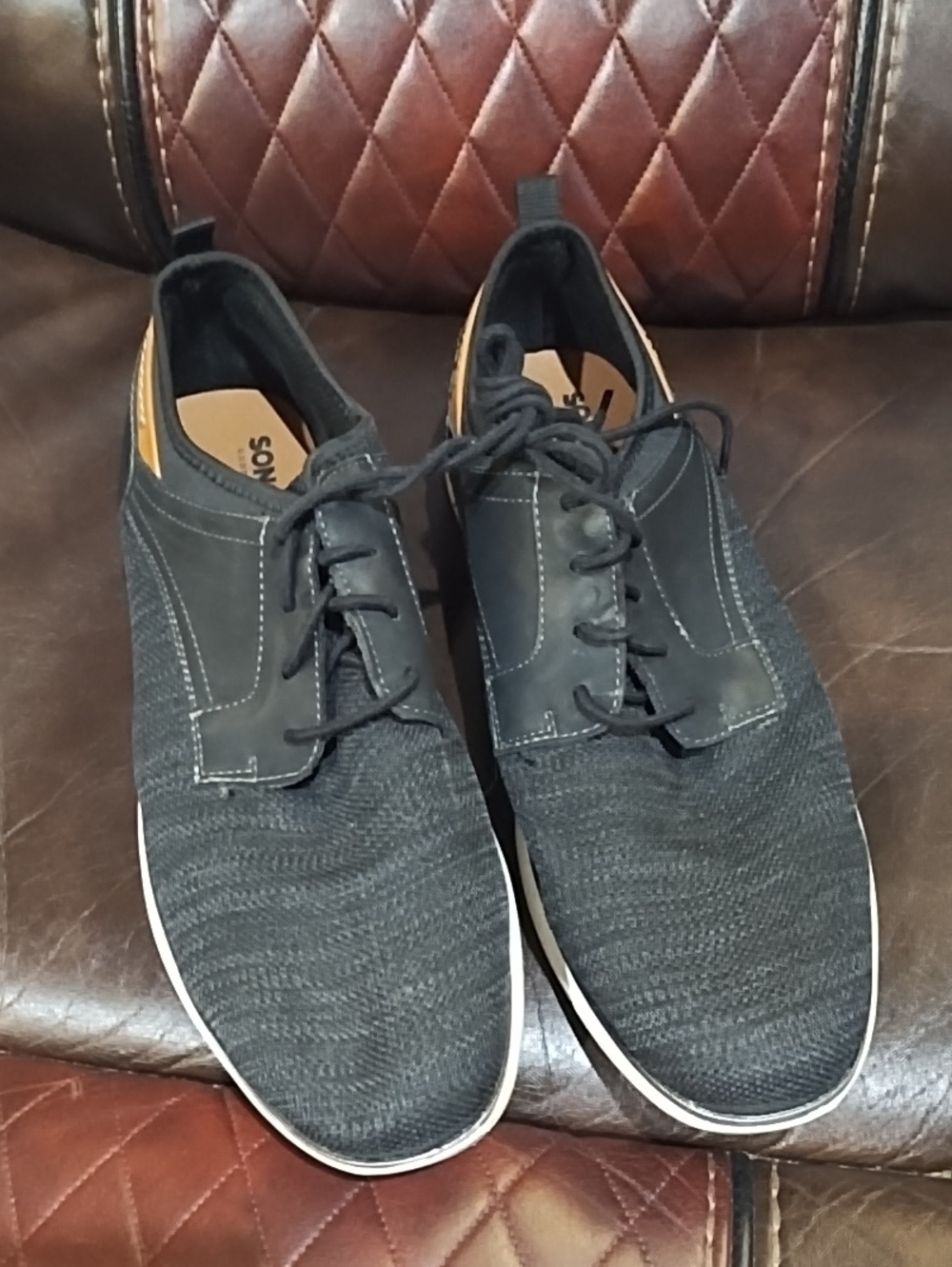 Sonoma Black and Tan Casual Lace Up Sneakers